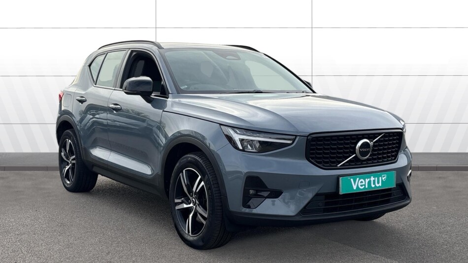 Volvo XC40 2.0 B3P Plus Dark 5dr Auto Petrol Estate